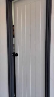 We can’t change the weather…
and honestly, changing the world might be a bit much for one day.
But your skin?
That’s something we can actually work on.
At Dermacy Clinic in Doncaster, we focus on understanding your skin and helping it feel clearer, calmer and more balanced — in a way that feels right for you.
No pressure. Just real care.
📍 Dermacy Clinic • Doncaster