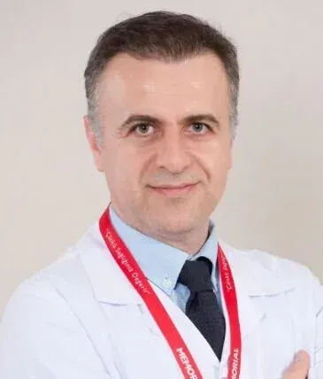 Dr. Oben Duman, check-up physician and internal medicine specialist at Memorial Antalya